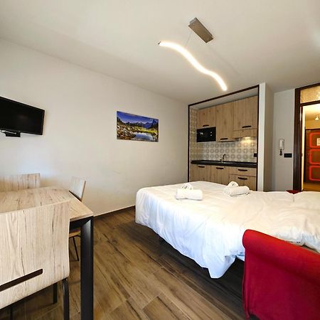 Hostdomus - City Center Apartment Colle Colle Sestriere Exteriér fotografie