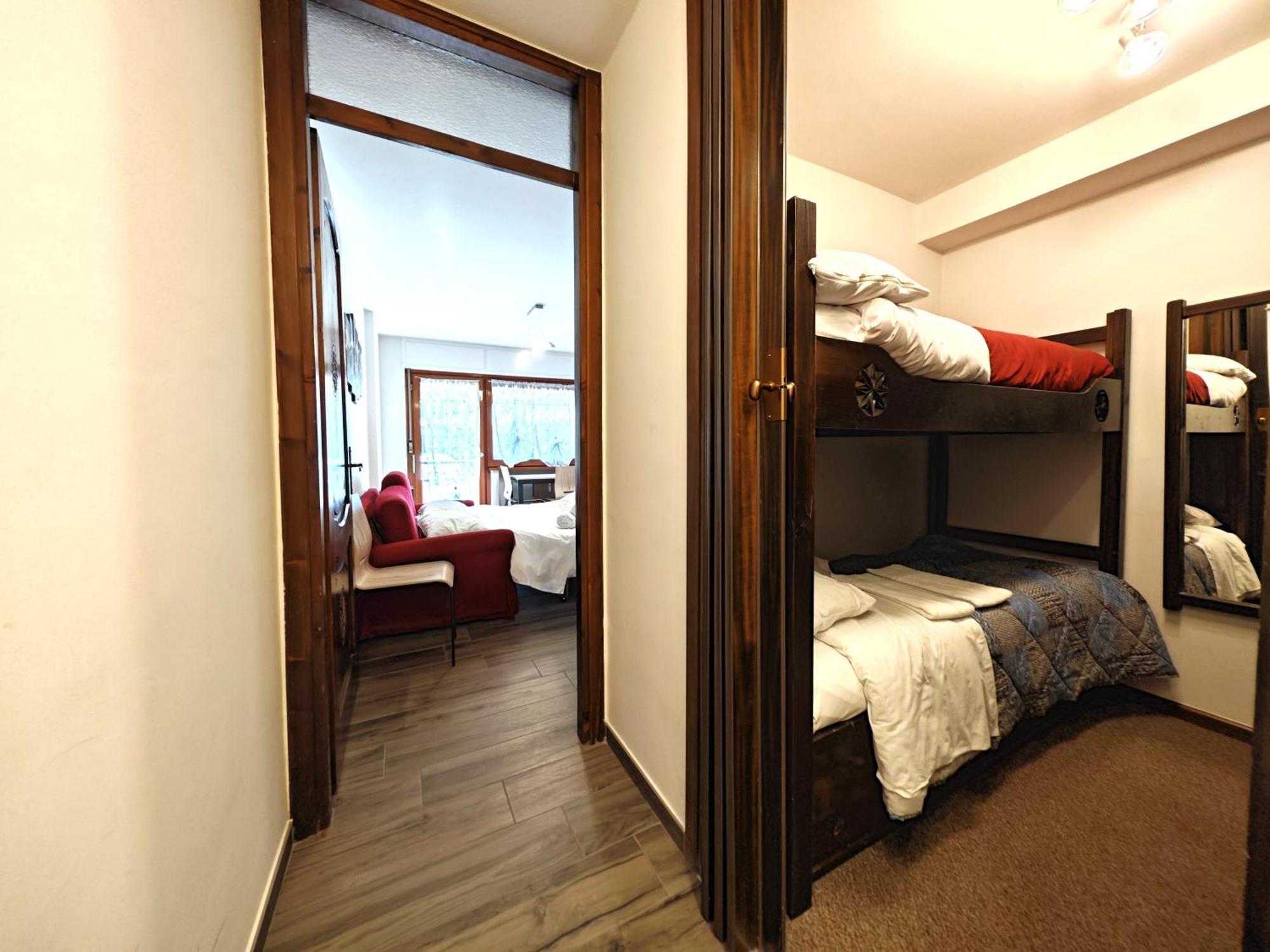 Hostdomus - City Center Apartment Colle Colle Sestriere Exteriér fotografie